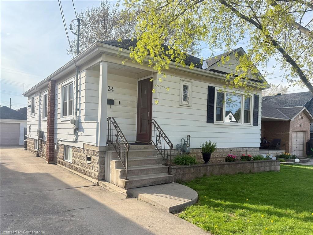 134 Craigroyston Road Property Photo 1