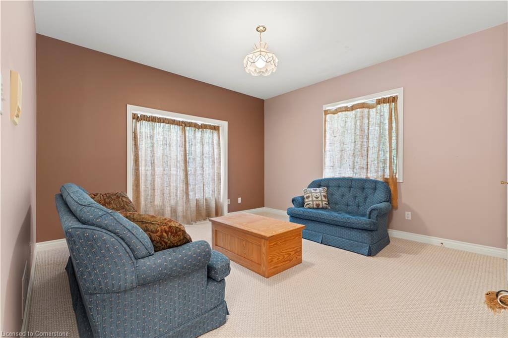 21 Woodland Acres Crescent Property Photo 10