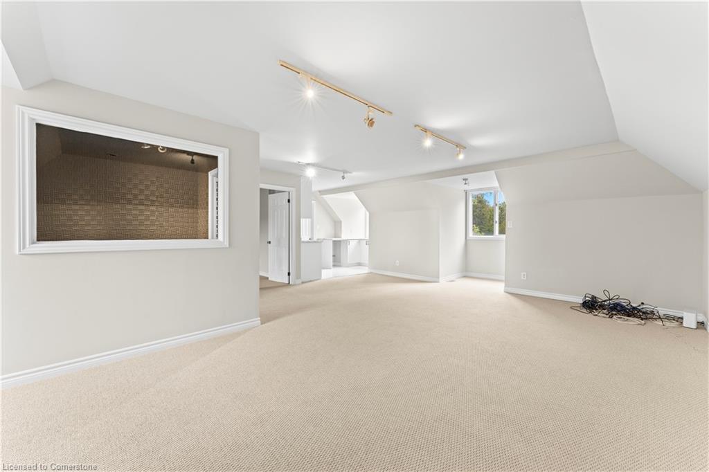 21 Woodland Acres Crescent Property Photo 32