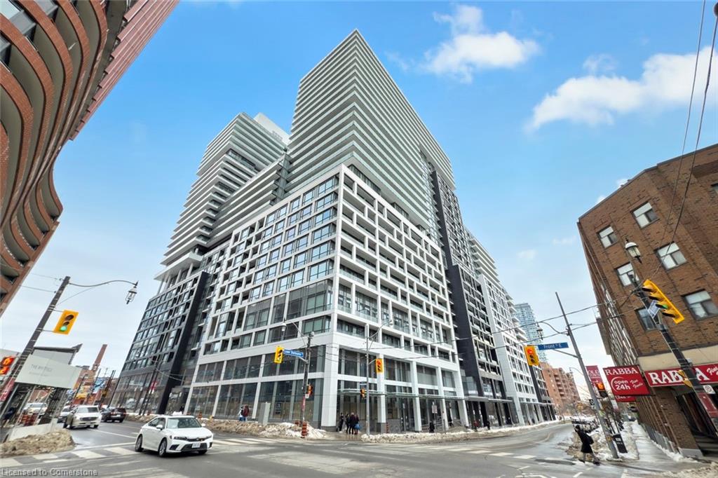 1064-135 Lower Sherbourne Street Property Photo
