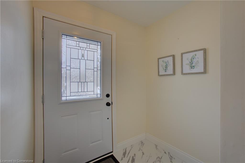 315 Birmingham Street E Property Photo 12