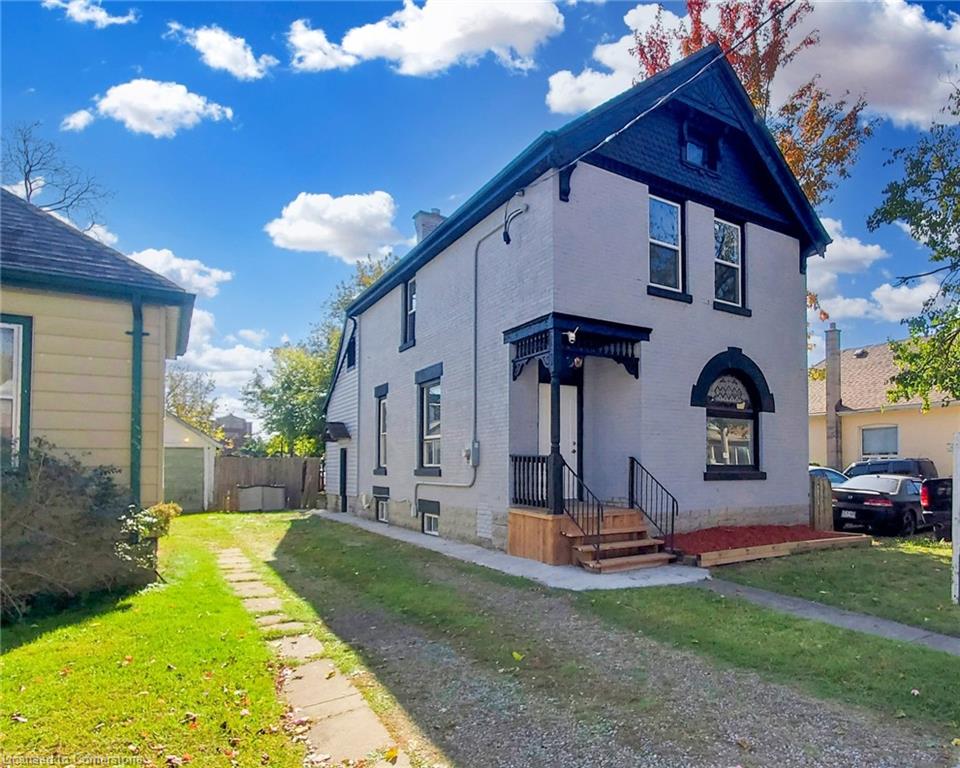 971 Ormsby Street Property Photo
