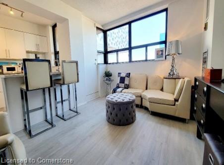 701-105 Mccaul Street Property Photo 2