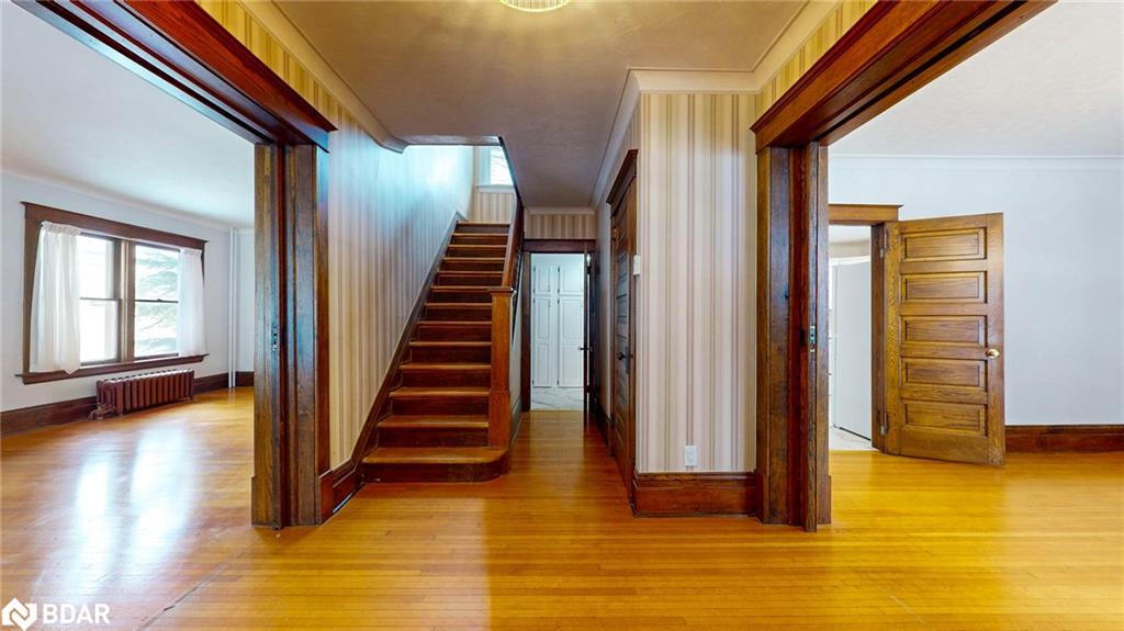 453 2nd Avenue W Property Photo