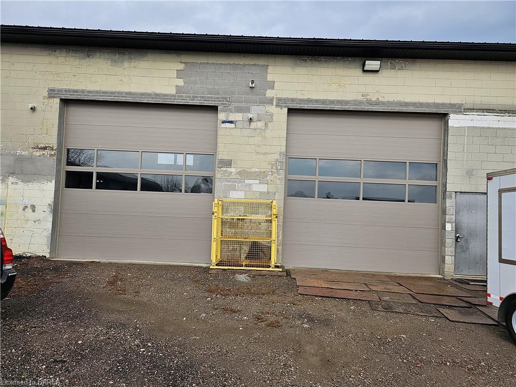 3-1030 Colborne Street W Property Photo 11