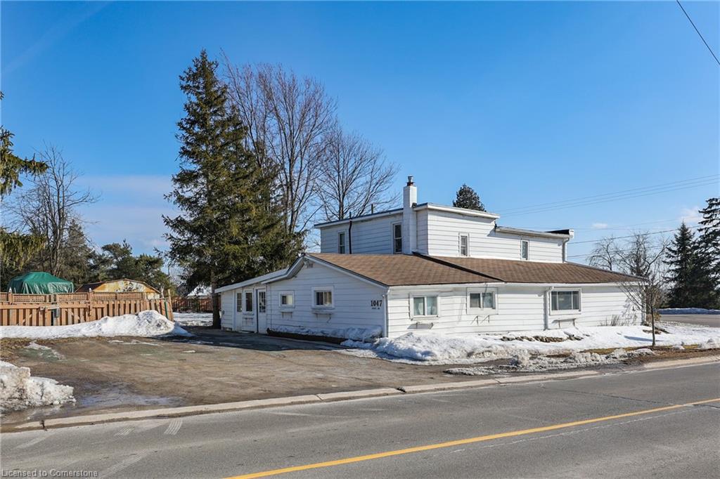 1047 Ridge Road Property Photo