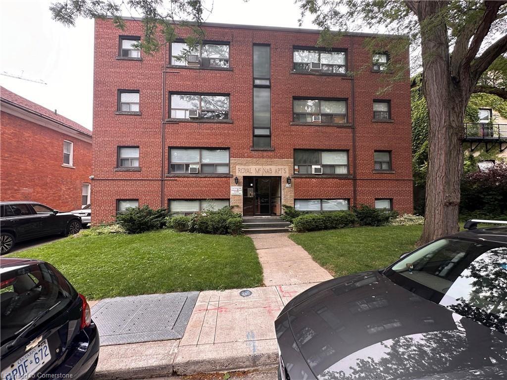 8-119 Macnab Street Property Photo 3