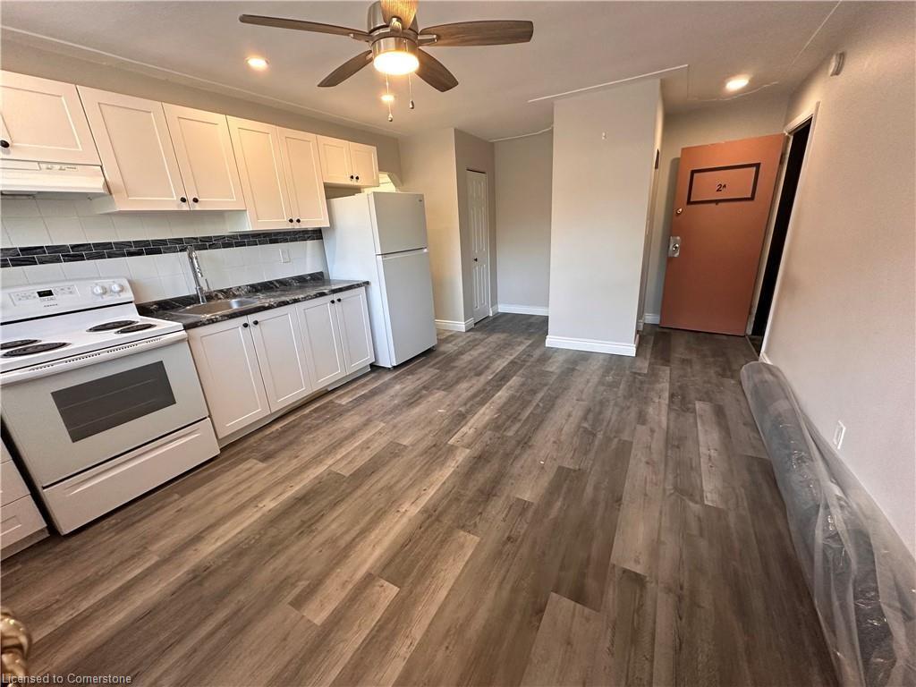8-119 Macnab Street Property Photo 4