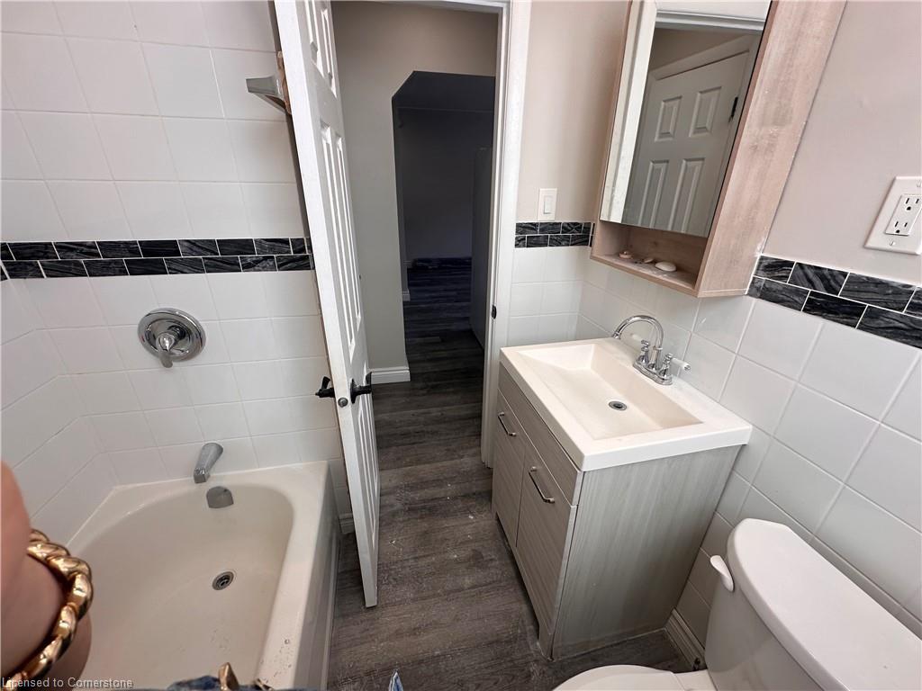8-119 Macnab Street Property Photo 8