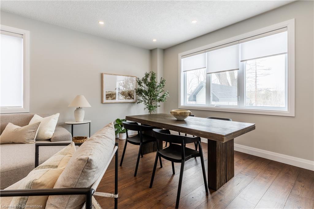 445 Garden Street Property Photo 11