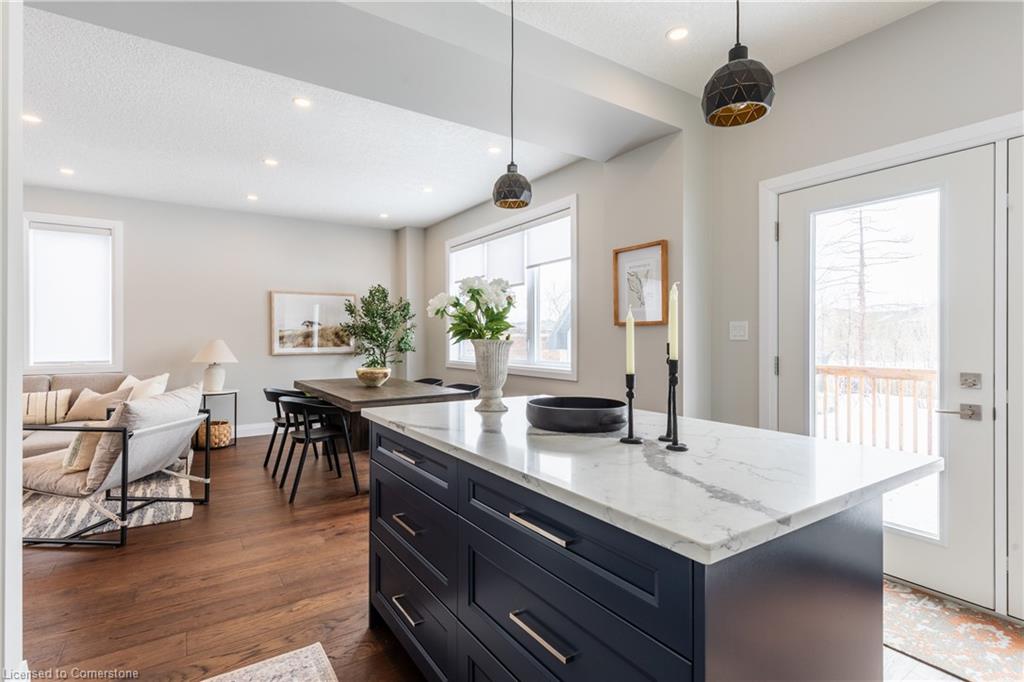 445 Garden Street Property Photo 16