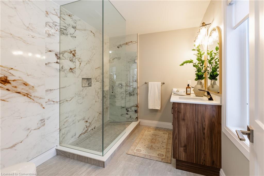 445 Garden Street Property Photo 31