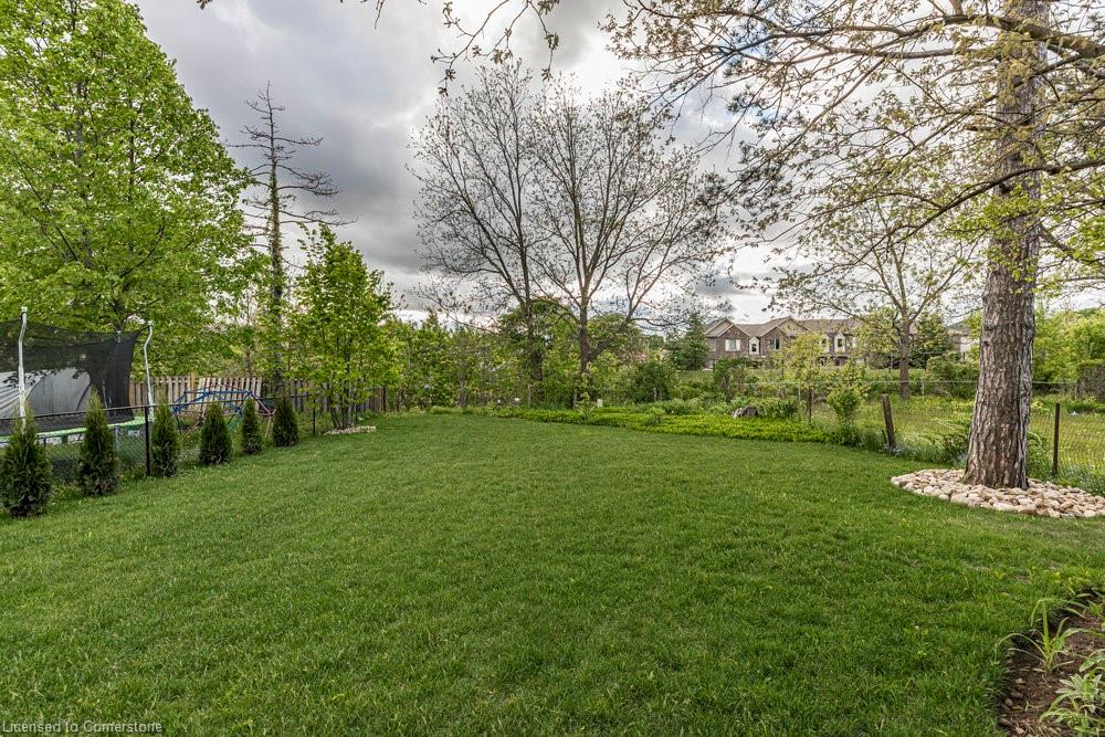 445 Garden Street Property Photo 45