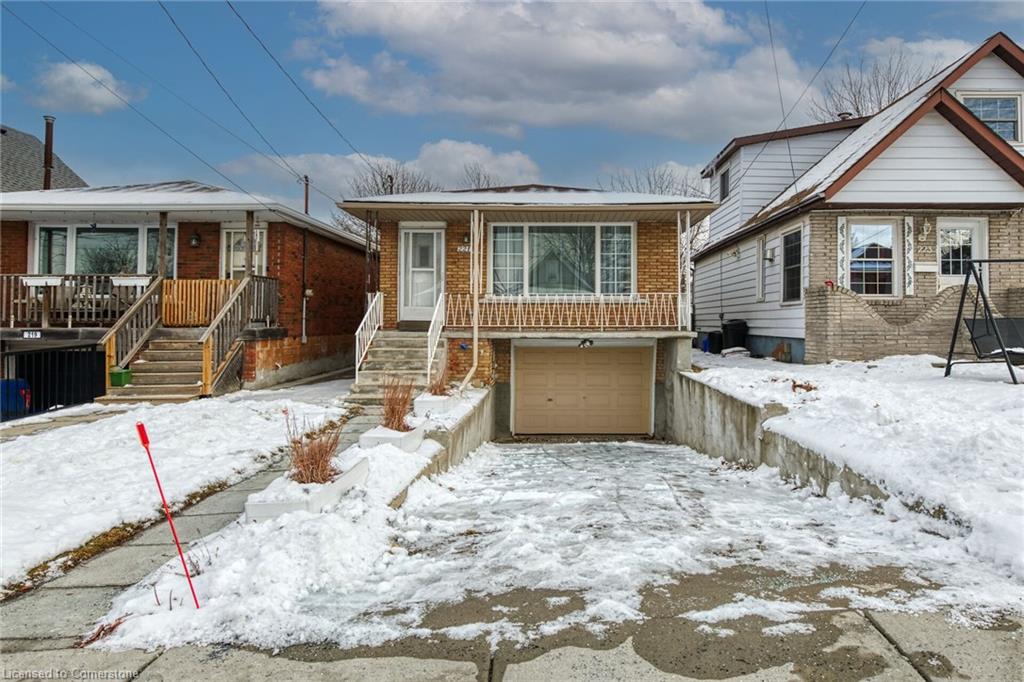 221 East 24th Street Property Photo