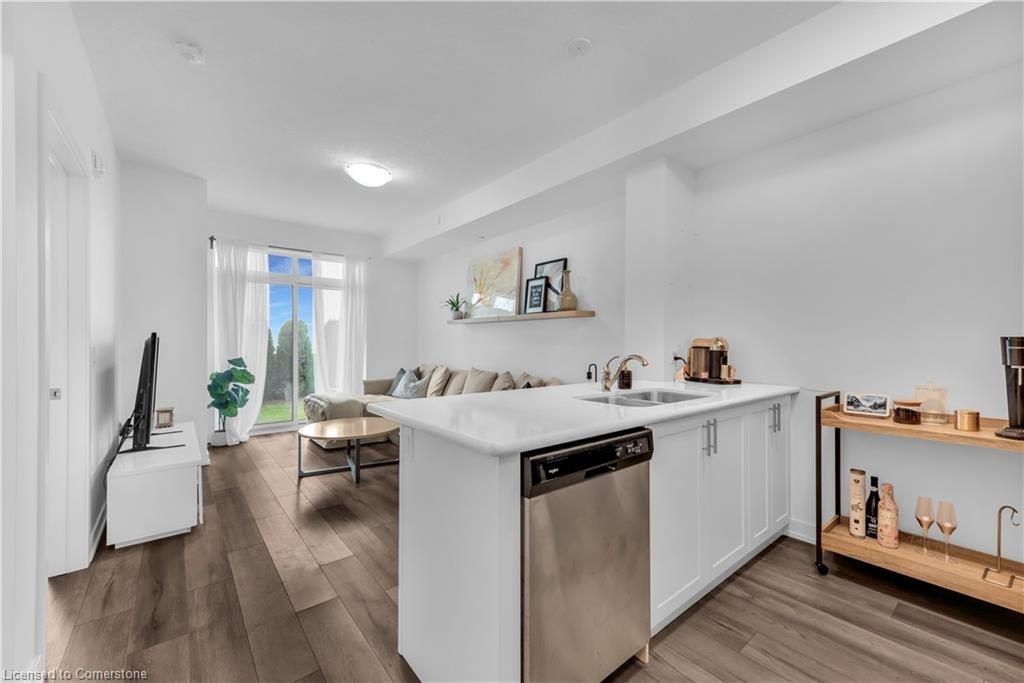 119-5055 Greenlane Road Property Photo