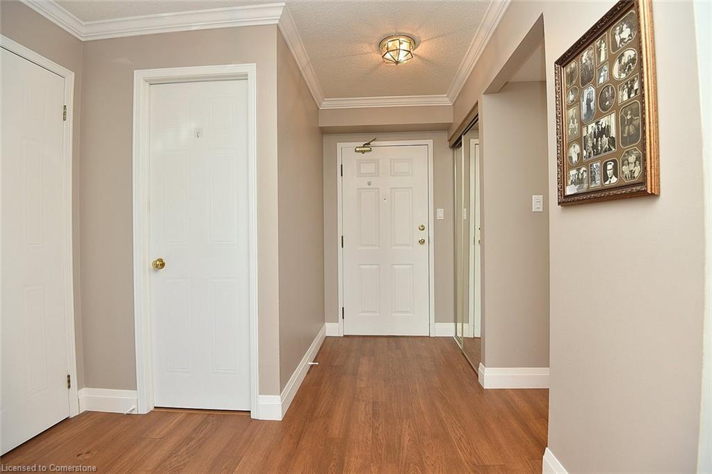 203-5070 Pinedale Avenue Property Photo 2