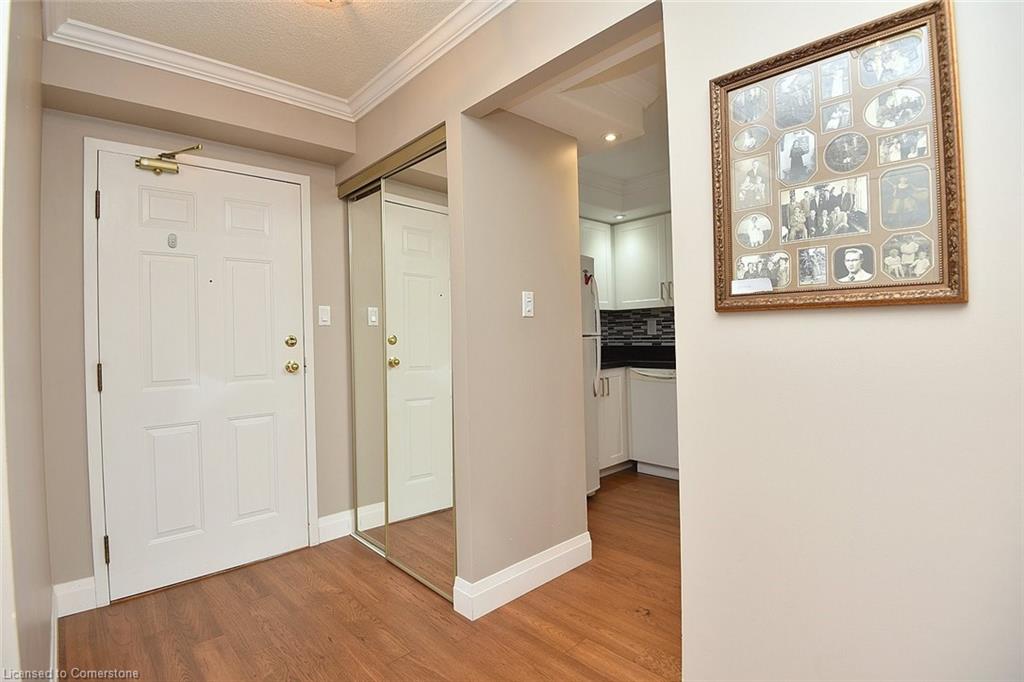 203-5070 Pinedale Avenue Property Photo 3