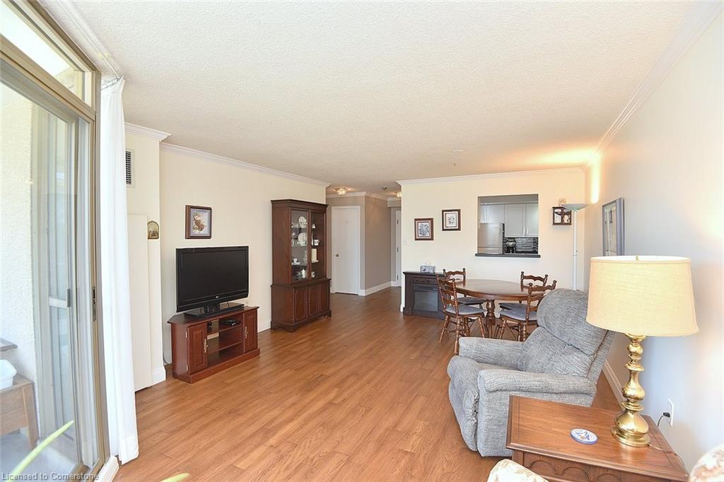 203-5070 Pinedale Avenue Property Photo 5