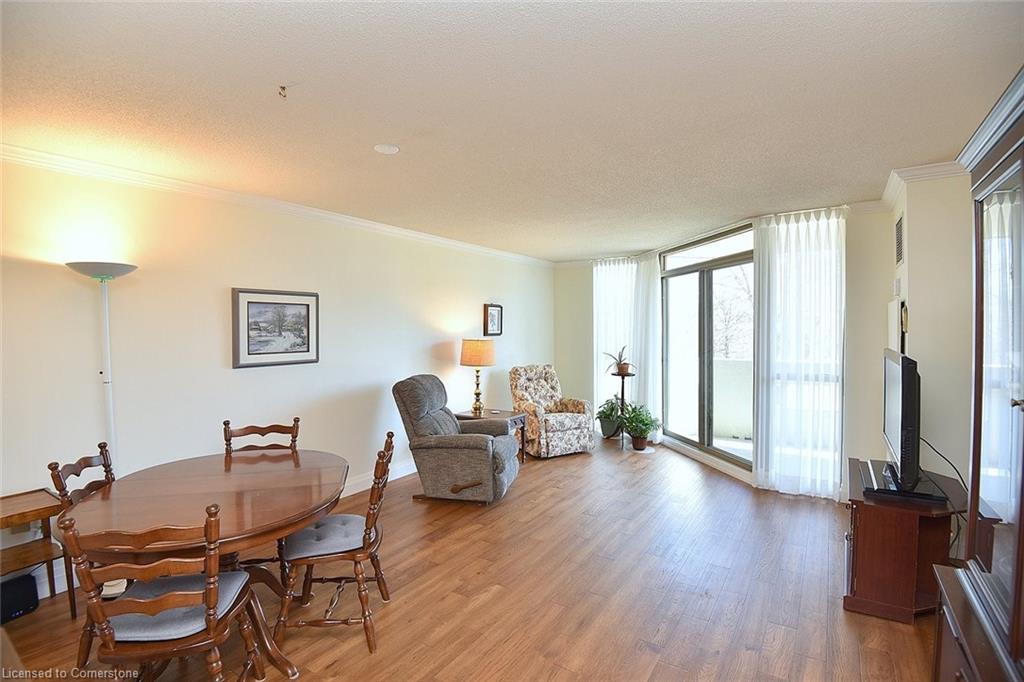 203-5070 Pinedale Avenue Property Photo 8