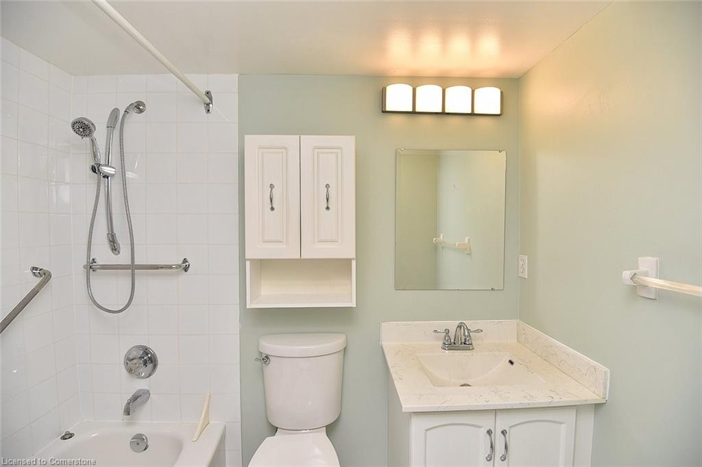 203-5070 Pinedale Avenue Property Photo 17