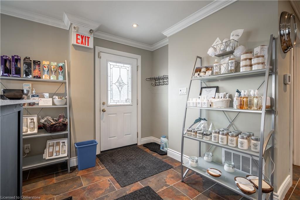 1041 Brant Street Property Photo 4