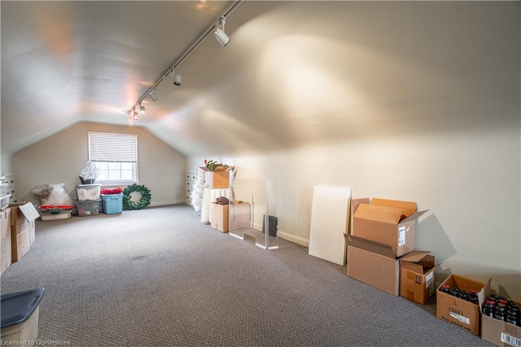 1041 Brant Street Property Photo 25