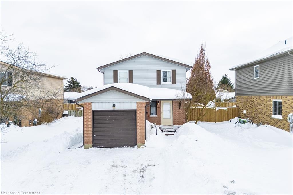 300 Stornoway Drive Property Photo