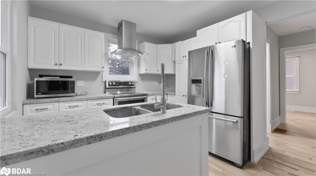 2-176 North Park Street Property Photo