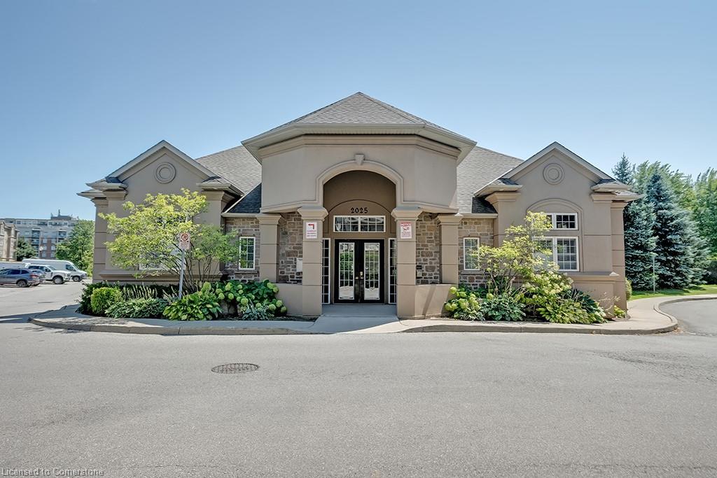 Dr Frank J Hayden & Corpus Chris Real Estate Listings Main Image