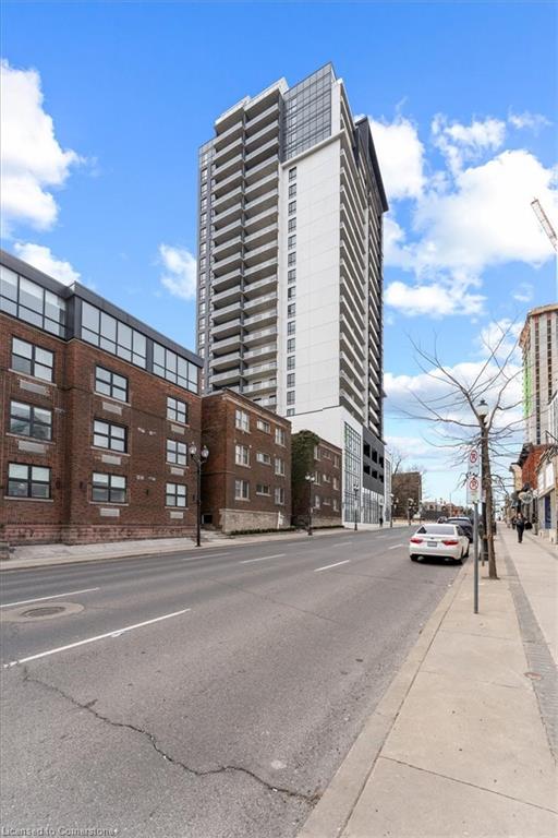2107-15 Queen Street S Property Photo