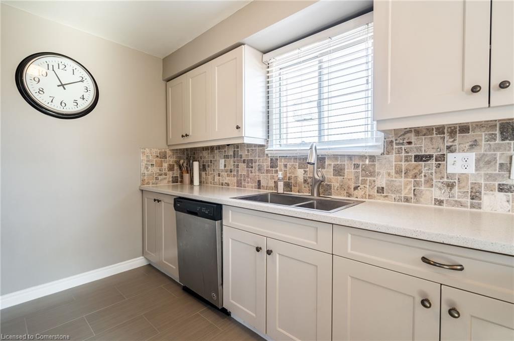 2 Bronte Court Property Photo 14