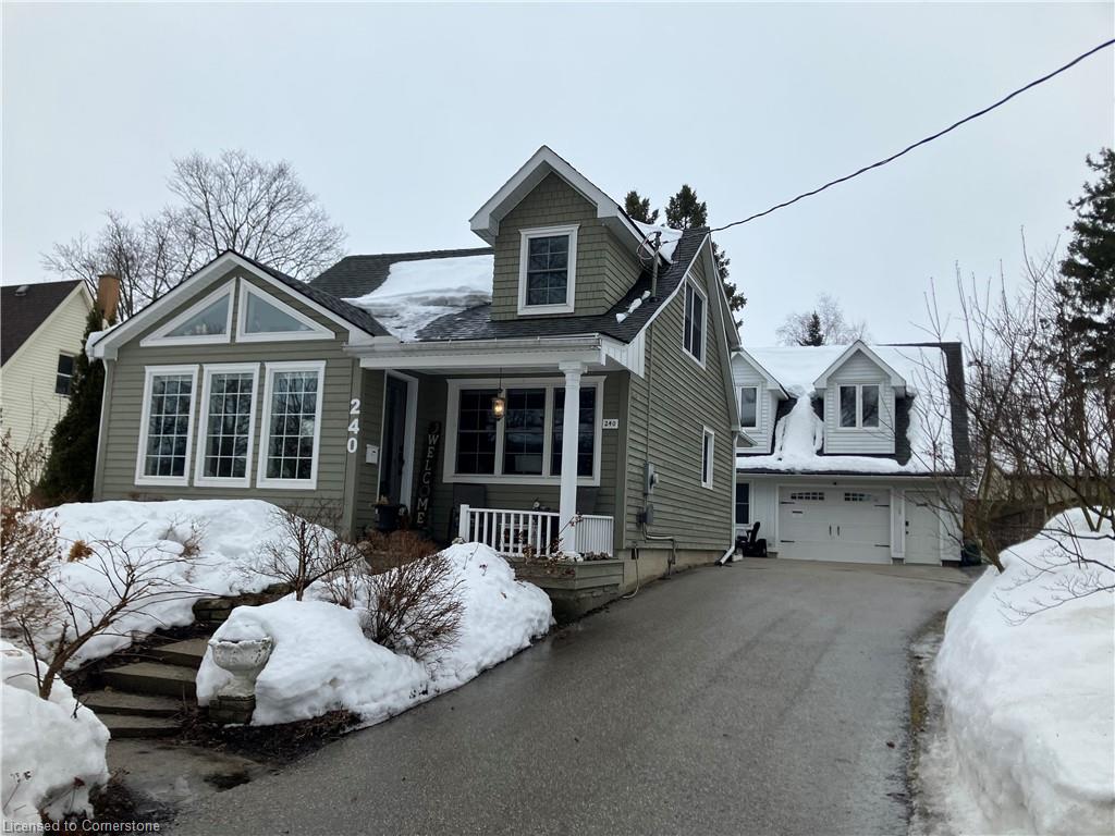 240 Queen St Street N Property Photo