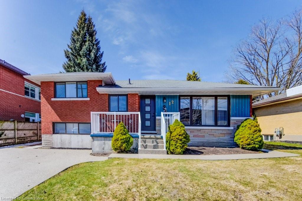 12 Snyder Avenue N Property Photo