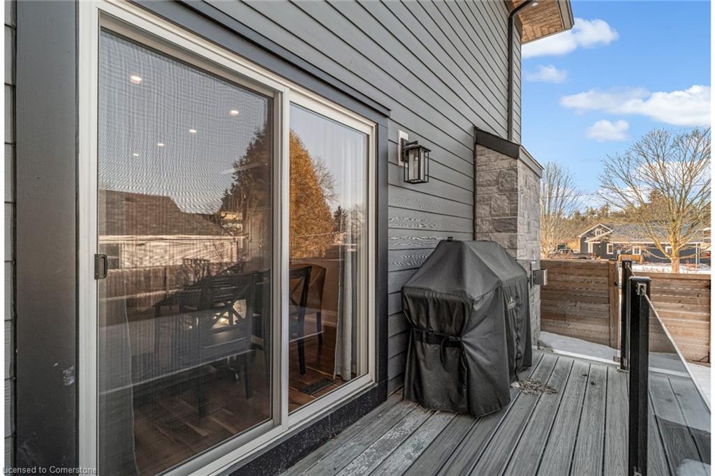 6 Credit Street Property Photo 8