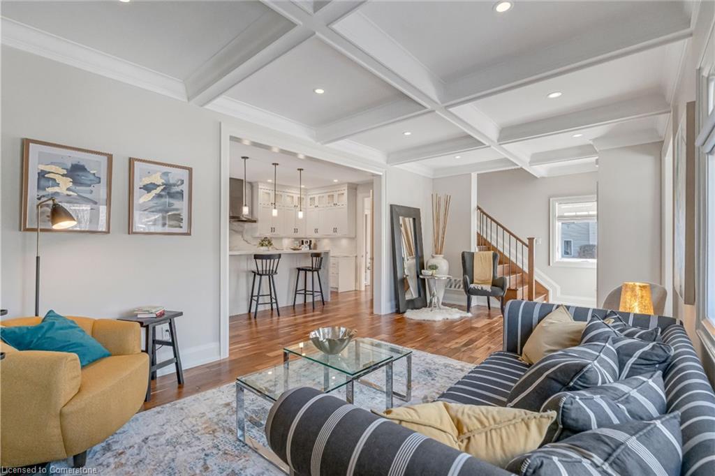 6 Credit Street Property Photo 14