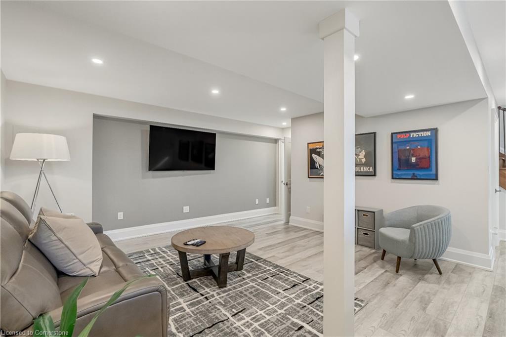 6 Credit Street Property Photo 37