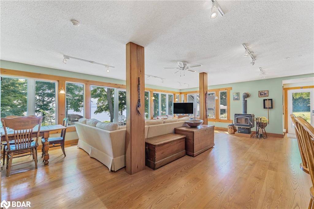 209 Bay Street Street Property Photo 45