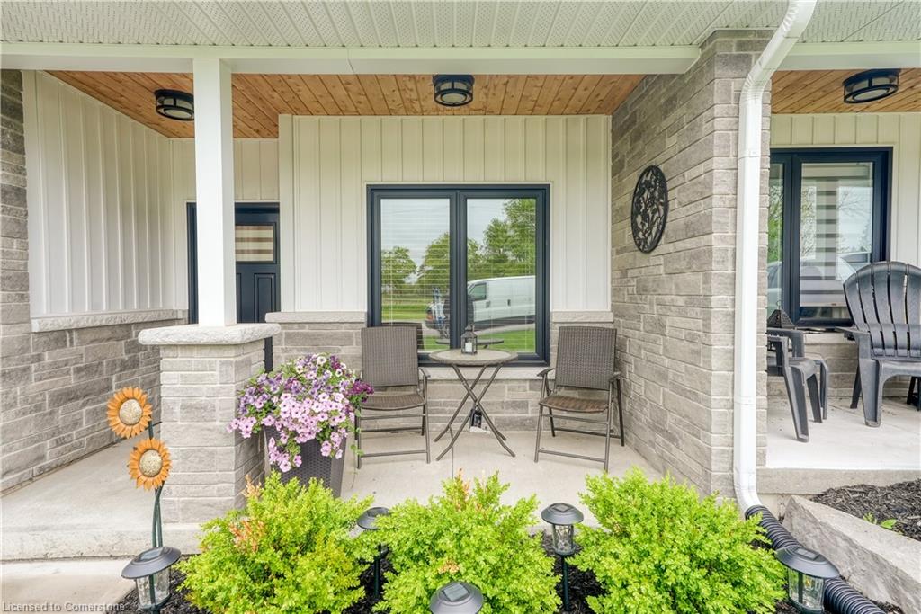 695 Yonge Street Property Photo 2