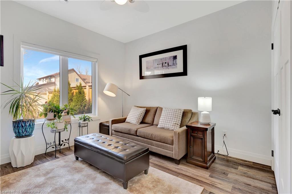 695 Yonge Street Property Photo 16