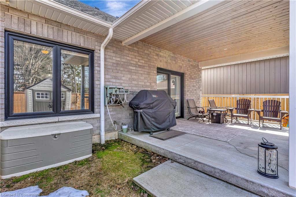 695 Yonge Street Property Photo 32