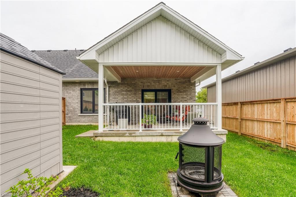 695 Yonge Street Property Photo 38