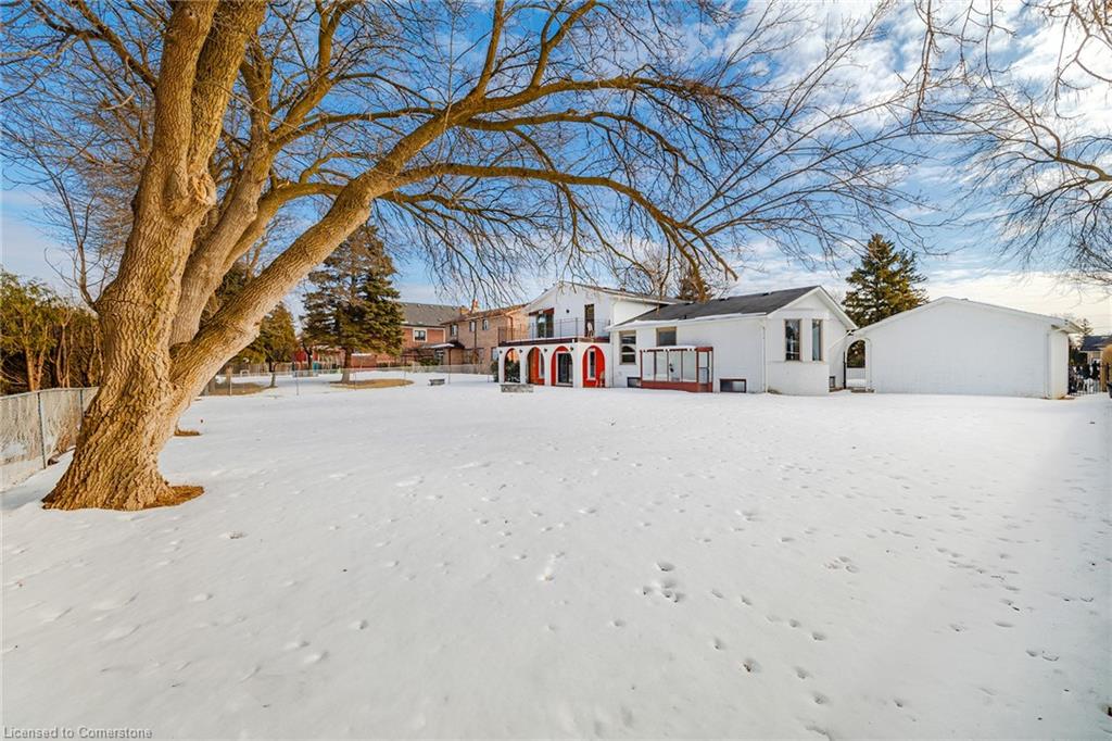 1711 Carolyn Road Property Photo 4