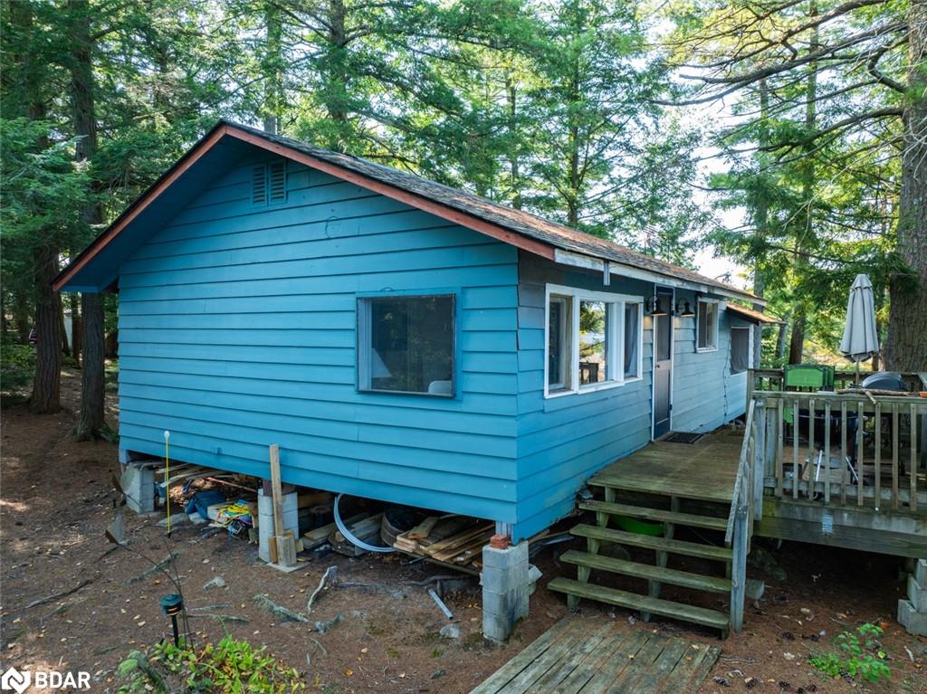 431 Healey Lake Water Drive Property Photo 2