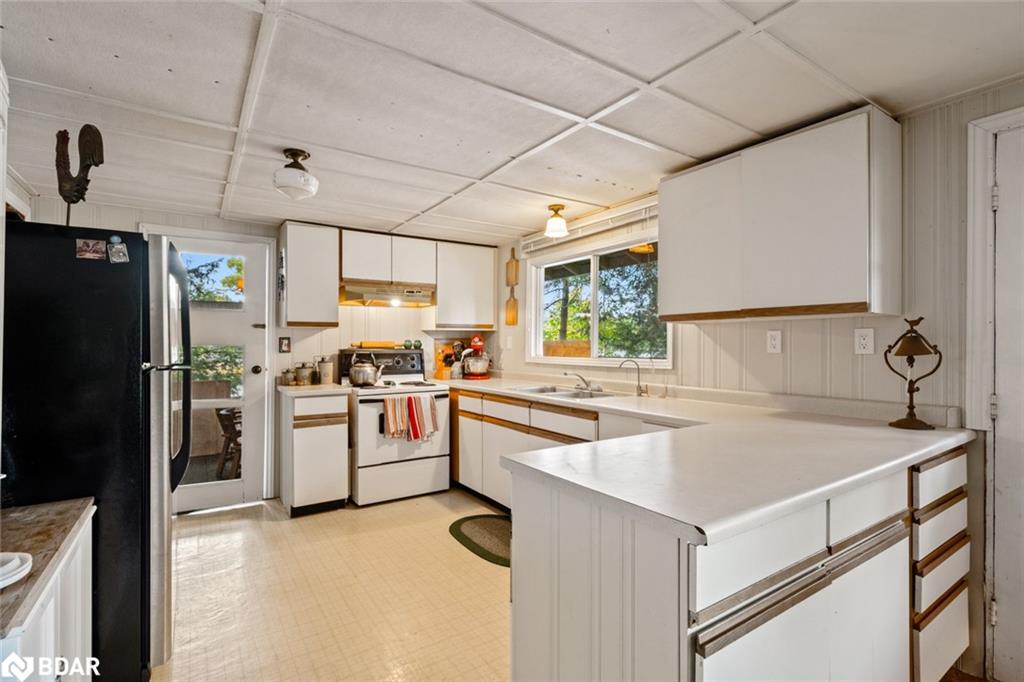 431 Healey Lake Water Drive Property Photo 11