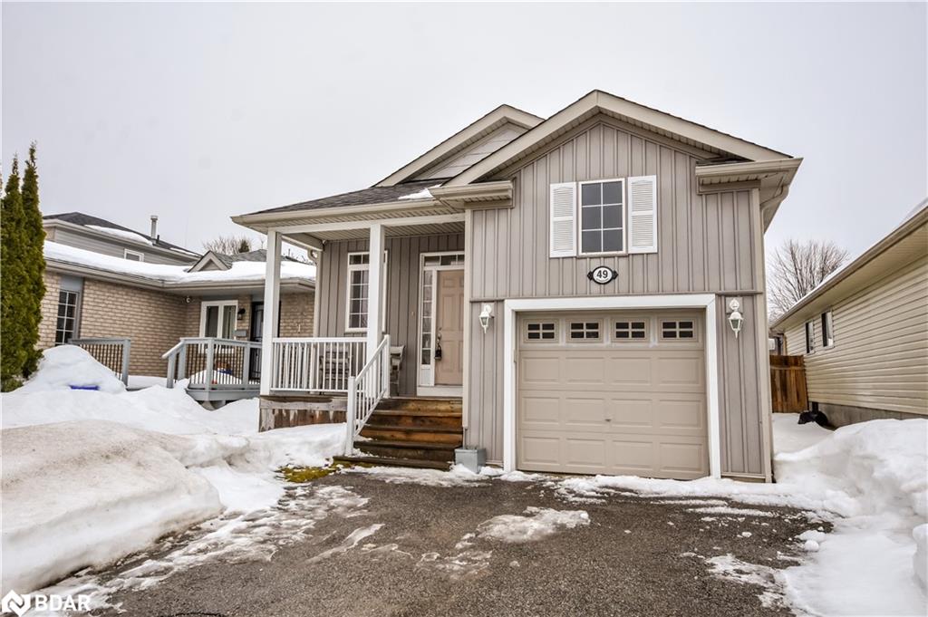 49 Athabaska Road Property Photo
