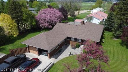 11 Lloyd Street Property Photo