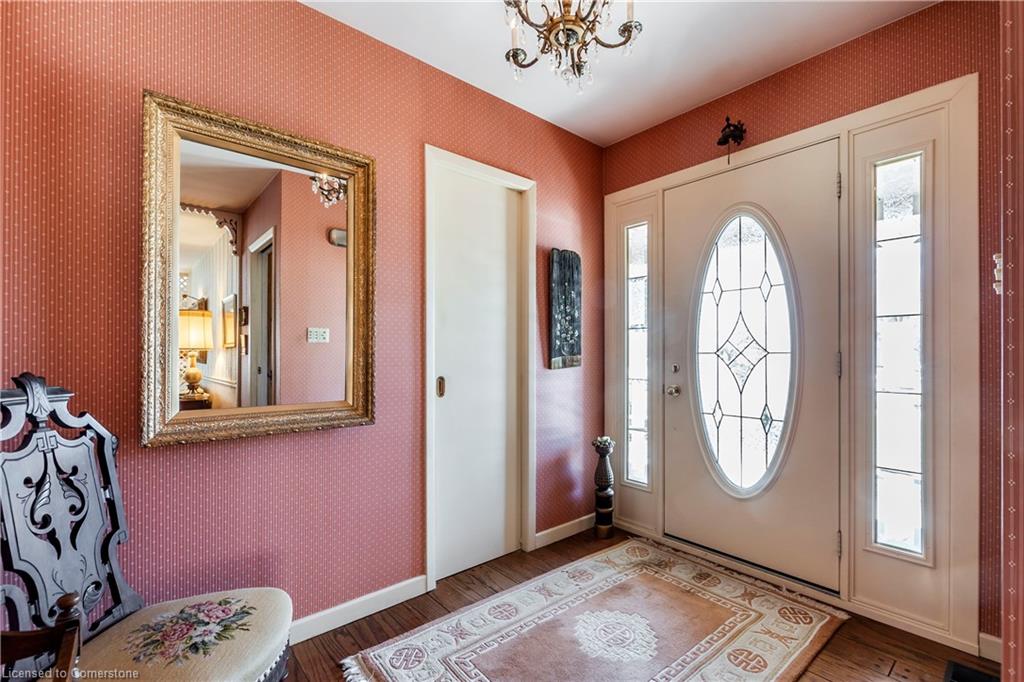 11 Lloyd Street Property Photo 8