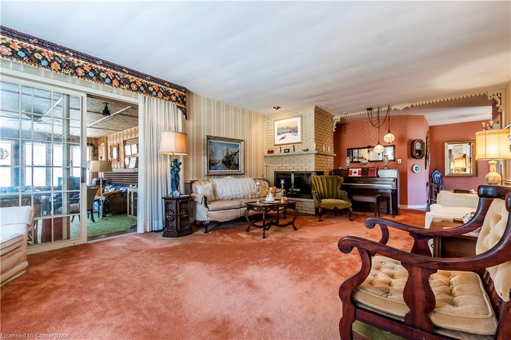 11 Lloyd Street Property Photo 16