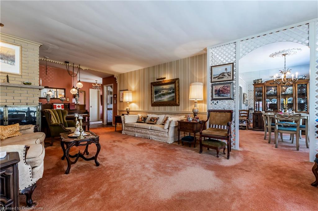 11 Lloyd Street Property Photo 17