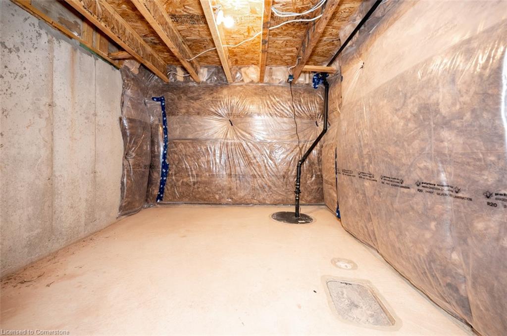 19-2184 Postmaster Drive Property Photo 20